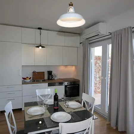 Apartments Baresic *